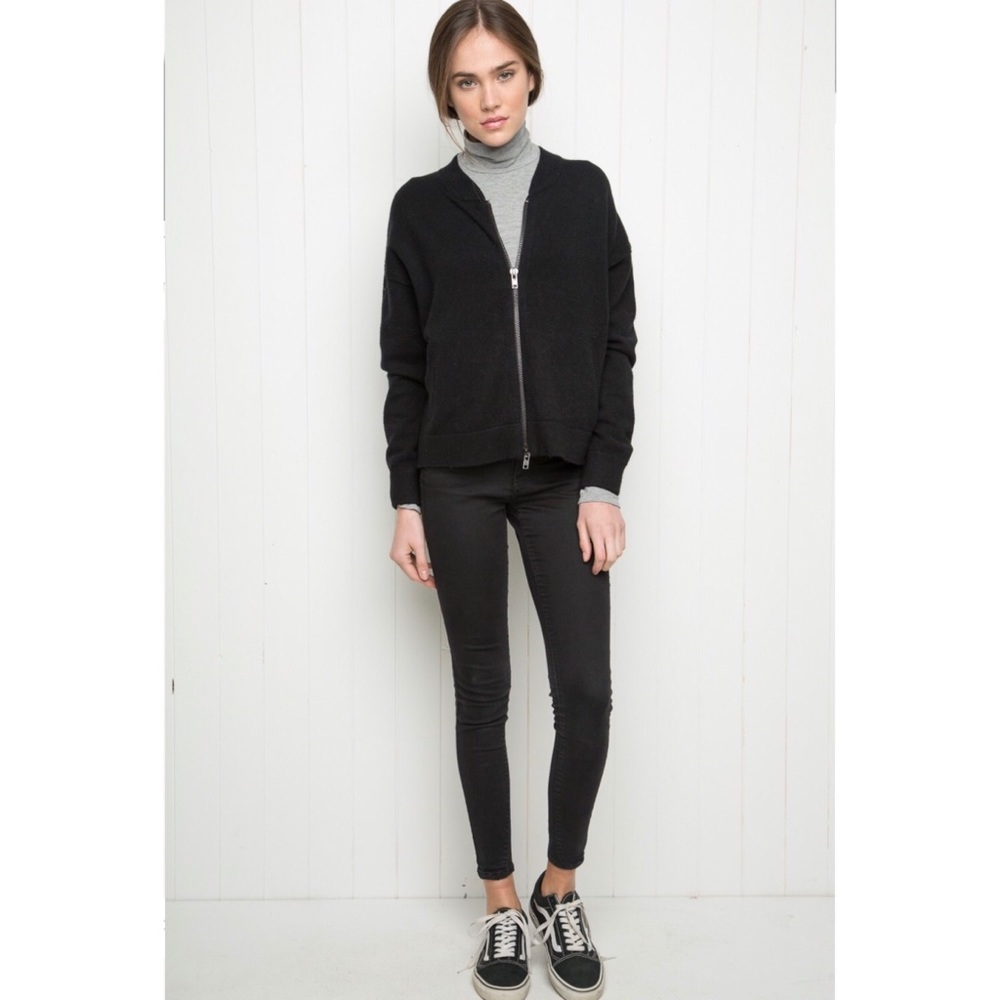 ❌SOLD ❌Brandy Melville Jill Bomber Jacket